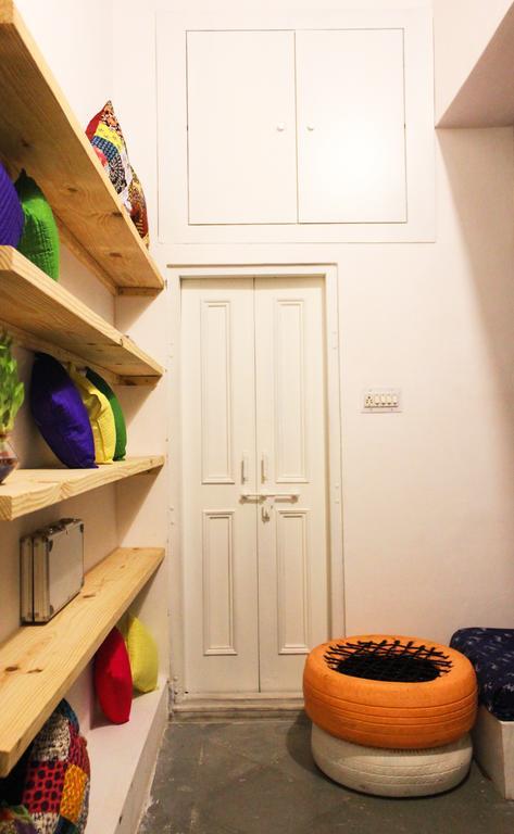 Doodle Rack Vandrehjem Jaipur Værelse billede